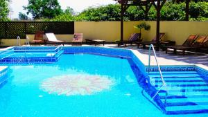Byala Vista Beach Complex